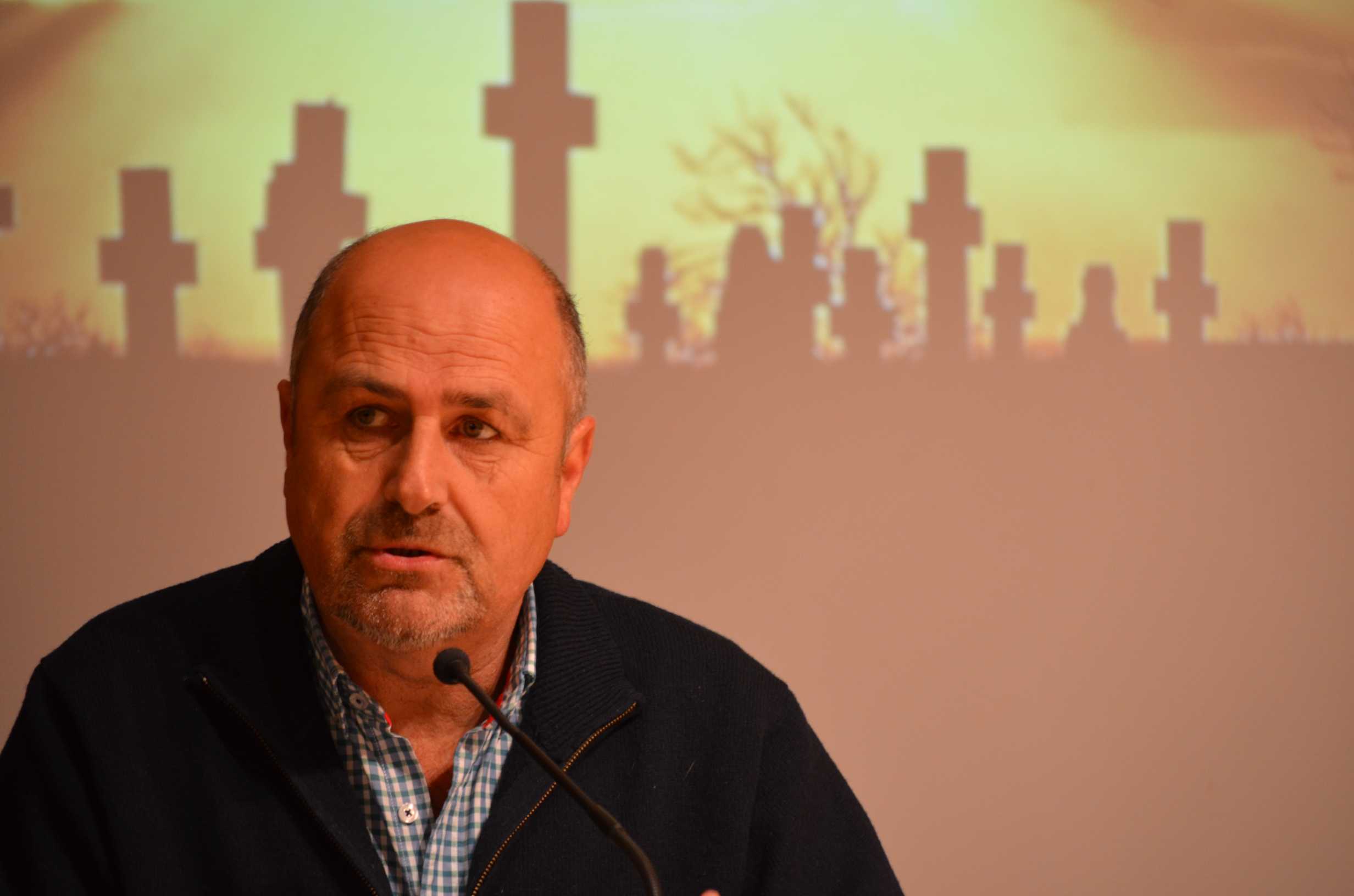 Miguel Ángel Cruz, reflexiona en Carballo sobre “la muerte y el duelo en nuestra sociedad”